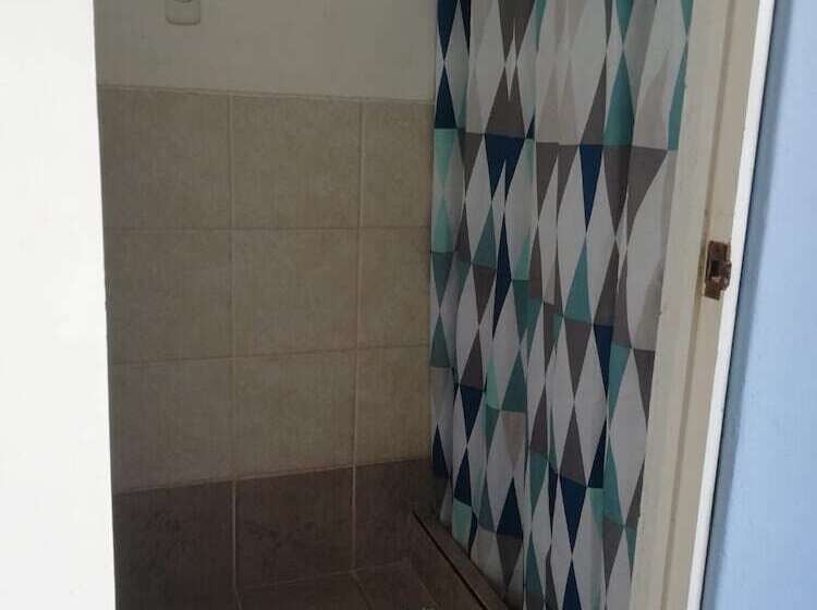 Quarto Quádruplo Estandar, Loki Del Mar