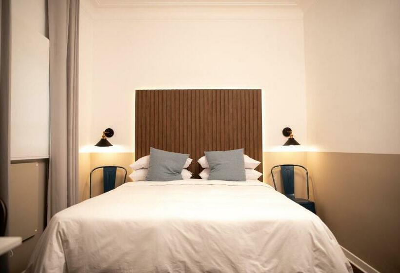 חדר סטנדרט, Fausto