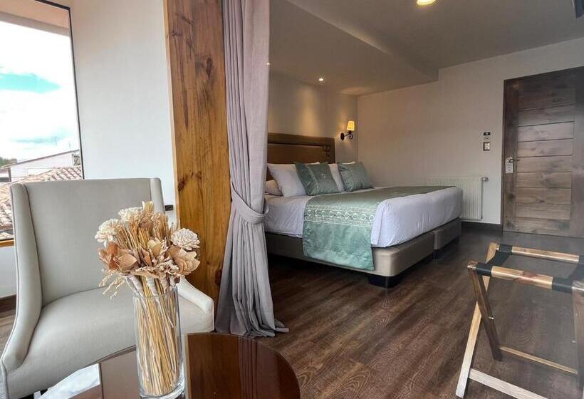 חדר סופריור עם מיטת קינג, Casa Esmeralda By Katari