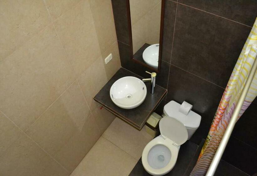 Номер Стандарт, Ejecutivo San Diego