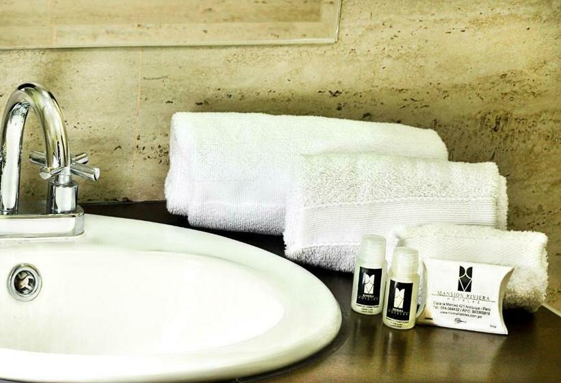 חדר סטנדרט, Es Riviera Mansion