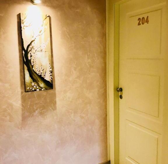 四人标准间, Fiumicino Airport B&b Deluxe