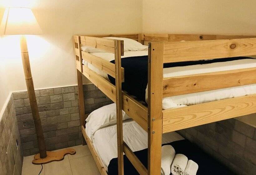 スタンダード４人部屋, Fiumicino Airport B&b Deluxe