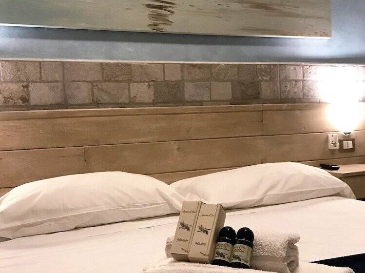 四人标准间, Fiumicino Airport B&b Deluxe