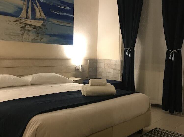 标准三人间, Fiumicino Airport B&b Deluxe