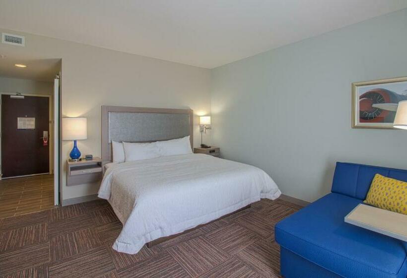 身障者適用キングサイズベッドルーム, Hampton Inn Crestview South I10