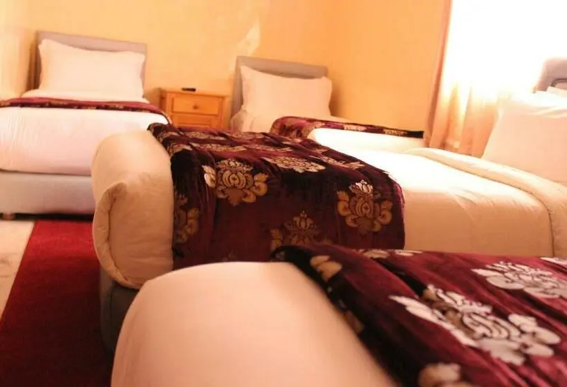 اتاق خانوادگی, Hôtel Jawharat El Jadida