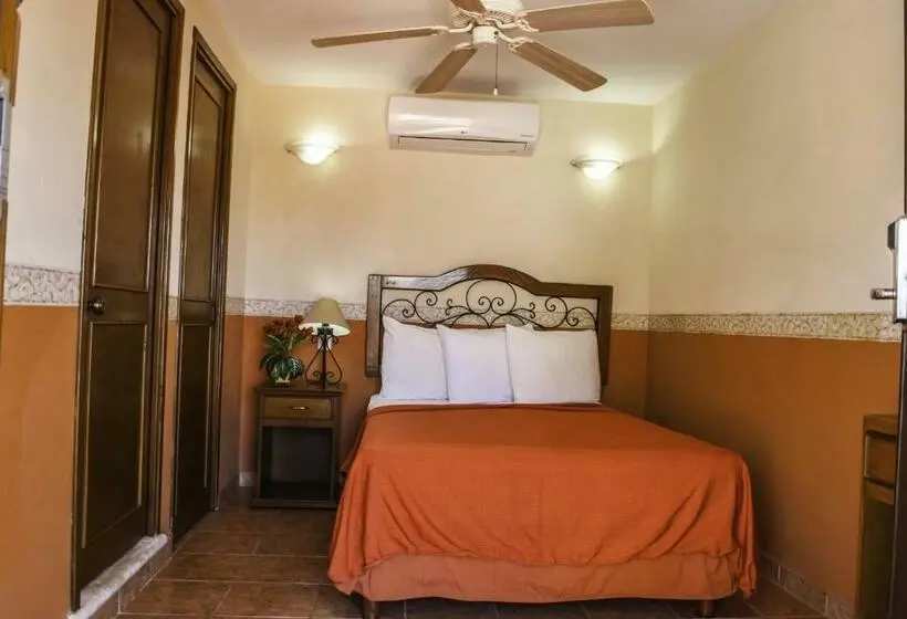 اتاق استاندارد یک نفره, Maya Campeche
