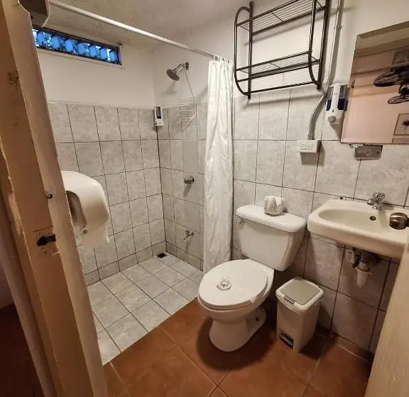 Standard Kolmen Hengen Huone, M&m Beach House