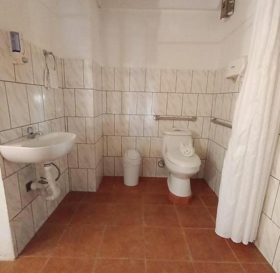 غرفة قياسية, M&m Beach House