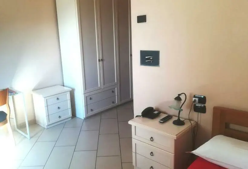 Standard Yhden Hengen Huone, Ristorante Albergo San Michele
