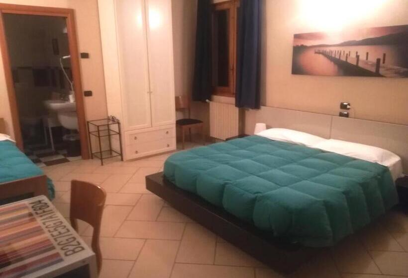 Номер Стандарт Трехместный, Ristorante Albergo San Michele