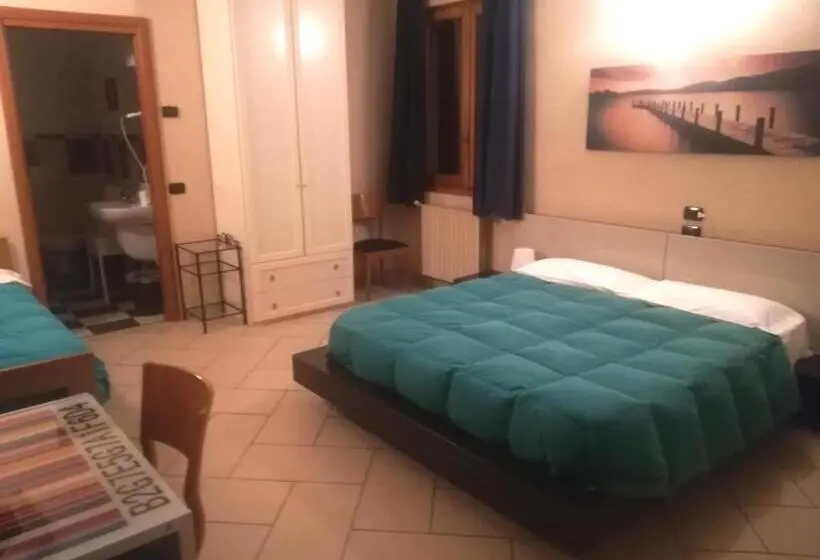 Standard Neljän Hengen Huone, Ristorante Albergo San Michele
