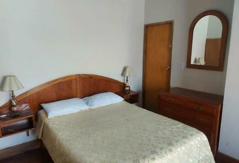 スタンダードルーム, Hostal Lluvia De Oro