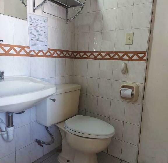 스탠다드 룸, Hostal Lluvia De Oro