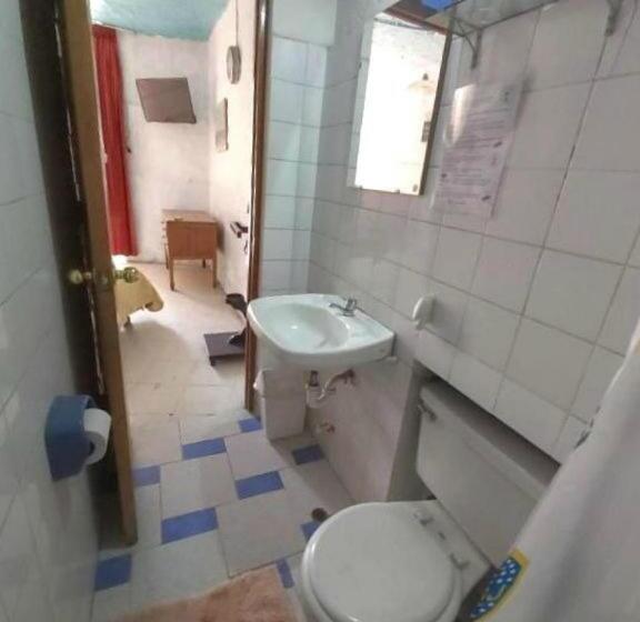 스탠다드 룸, Hostal Lluvia De Oro