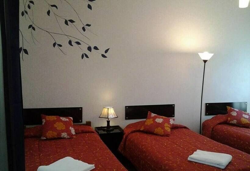 Chambre Triple Standard Salle de Bains Commune, Cabu Hostel