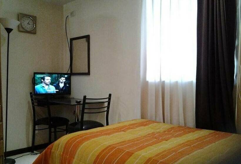 Chambre Standard Salle de Bains Commune, Cabu Hostel