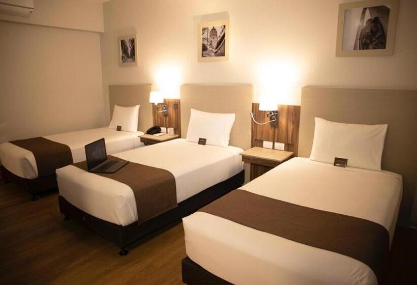 Номер Стандарт Трехместный, Dm Hoteles Tacna