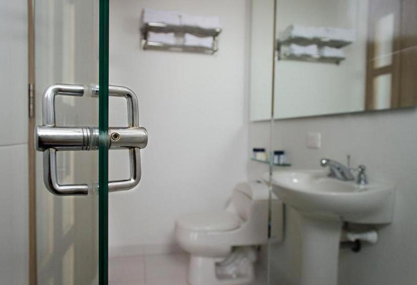 带大床的标准间, Camino De La Sal