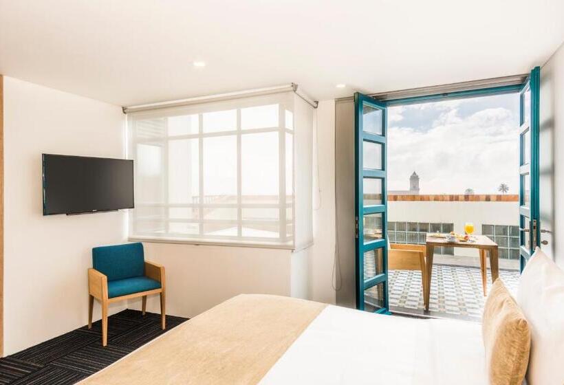 带露台的套间, Camino De La Sal