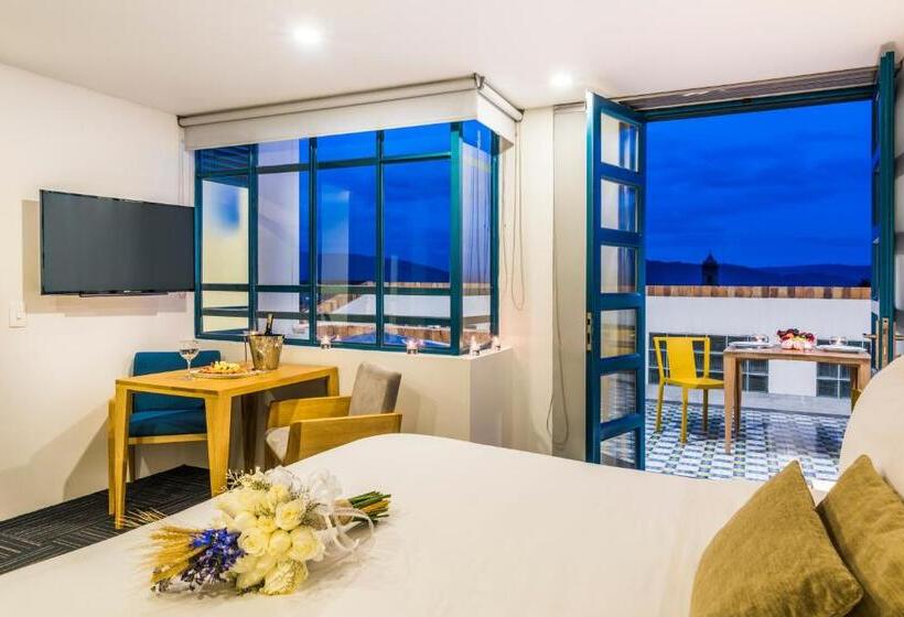 带露台的套间, Camino De La Sal