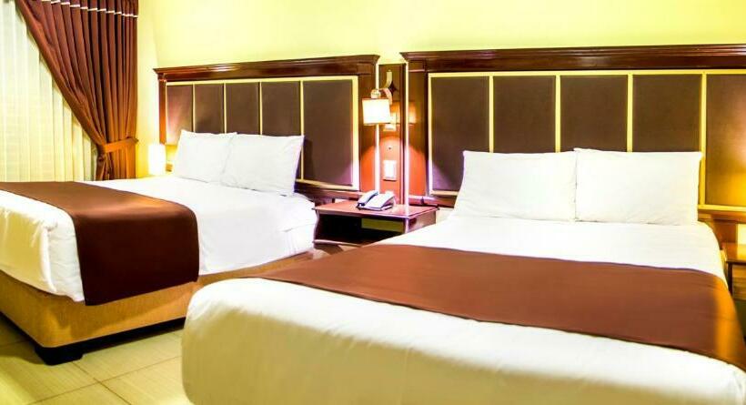 غرفة سوبيريور, D Carlo Clas