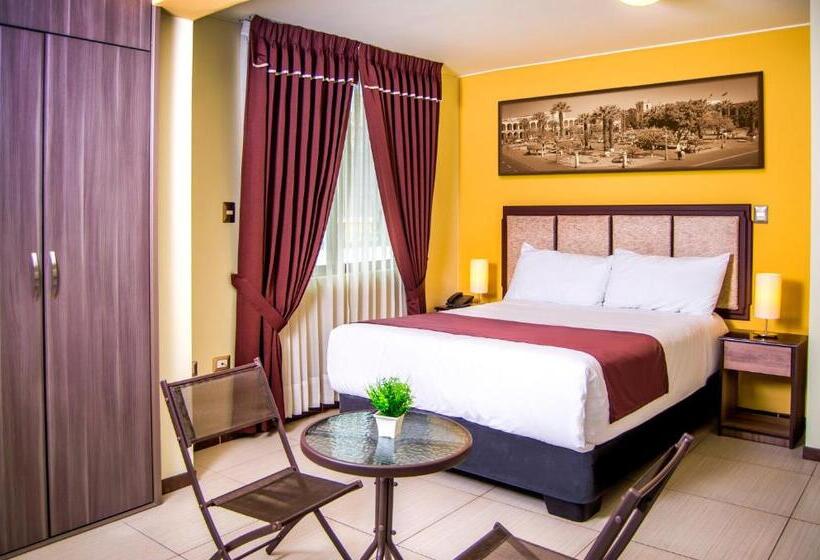 غرفة سوبيريور, D Carlo Clas