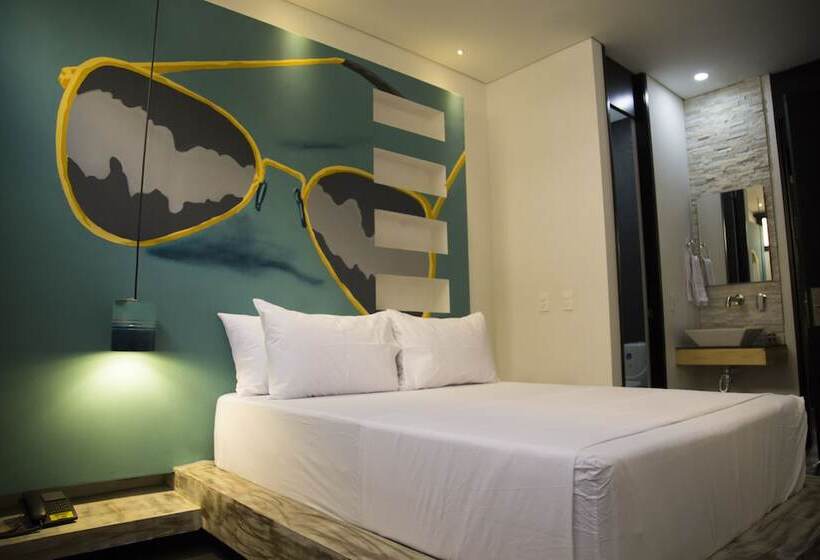 高级大房间, Gallery