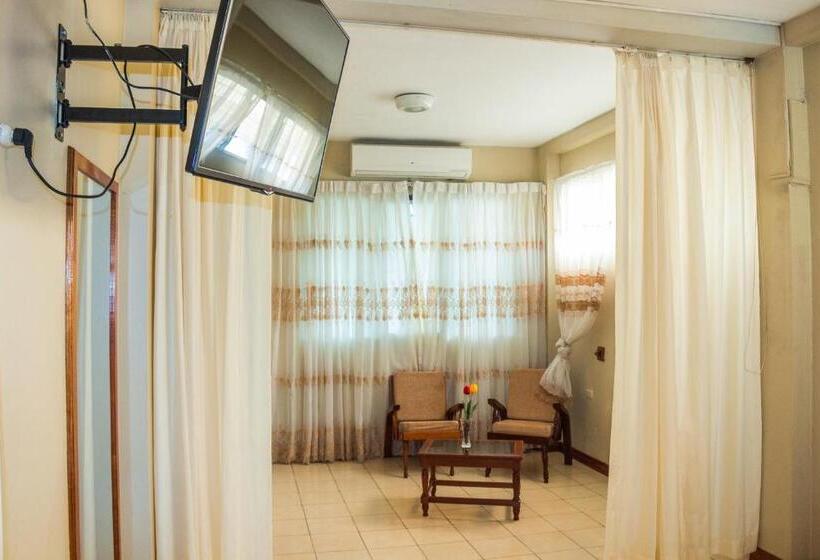 اتاق استاندارد, Golden Star