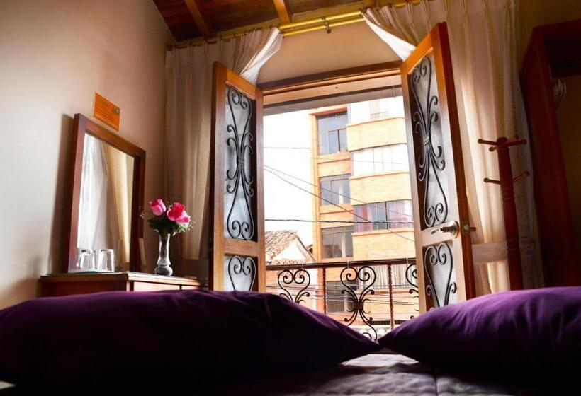 اتاق لوکس, Hostal Isla Señorial