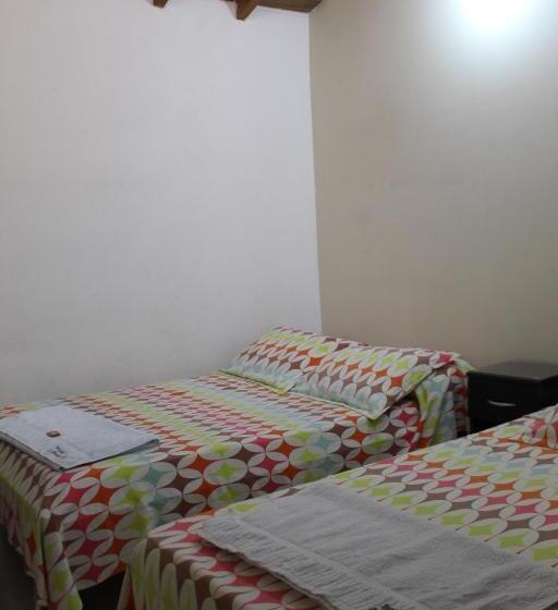 스탠다드 트리플 룸, Hostal Isla Señorial