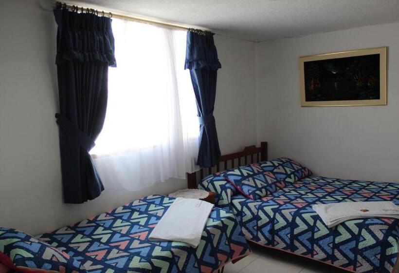 스탠다드 트리플 룸, Hostal Isla Señorial