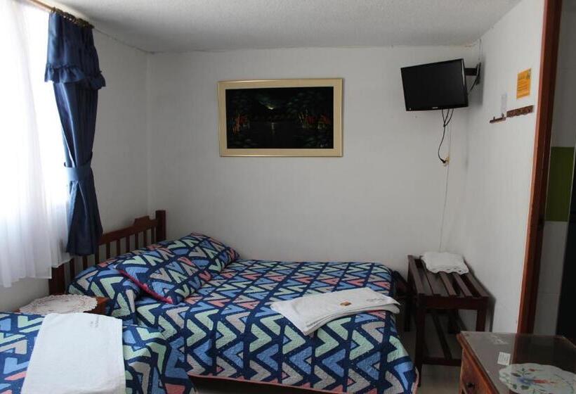 غرفة قياسية ثلاثية, Hostal Isla Señorial