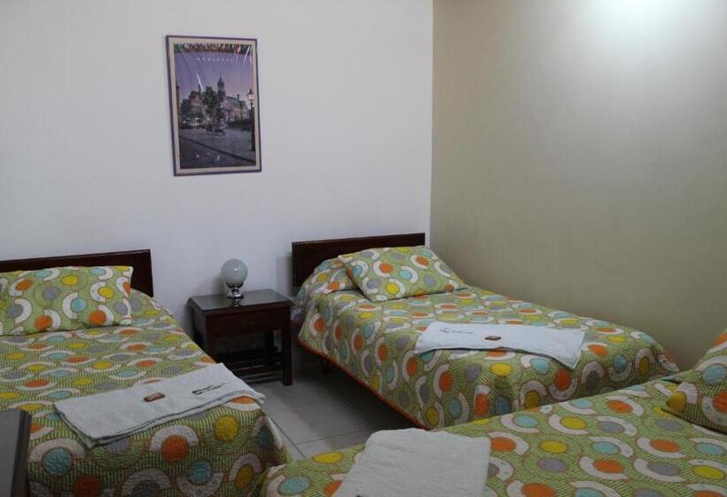 트리플 클래식 룸, Hostal Isla Señorial