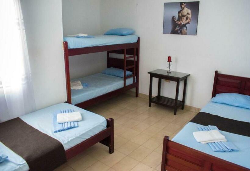 4인용 스탠다드 룸, Joohn Gay Only Lgbtiq