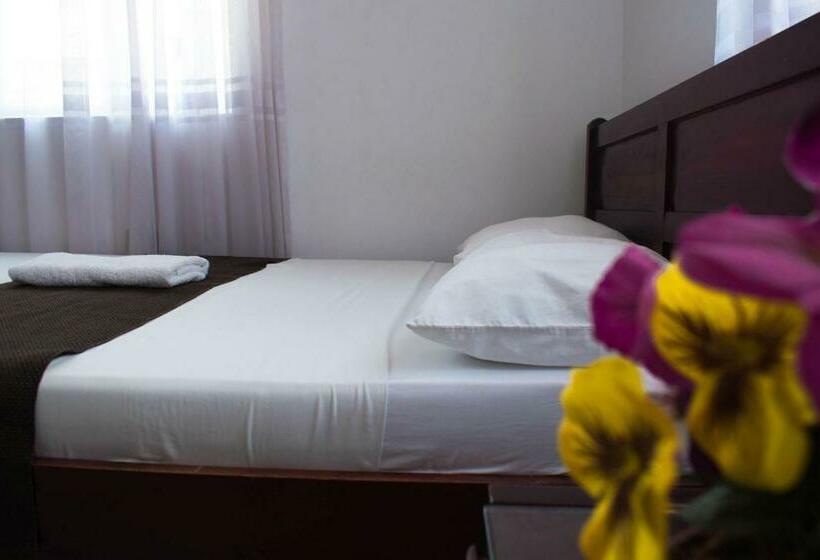 스탠다드 룸, Joohn Gay Only Lgbtiq