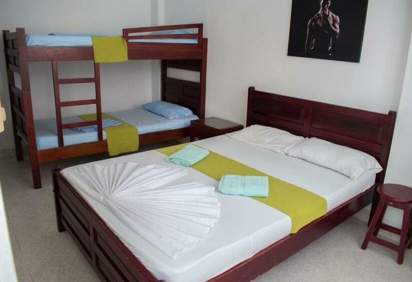 4인용 스탠다드 룸, Joohn Gay Only Lgbtiq