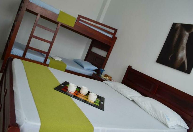 4인용 스탠다드 룸, Joohn Gay Only Lgbtiq