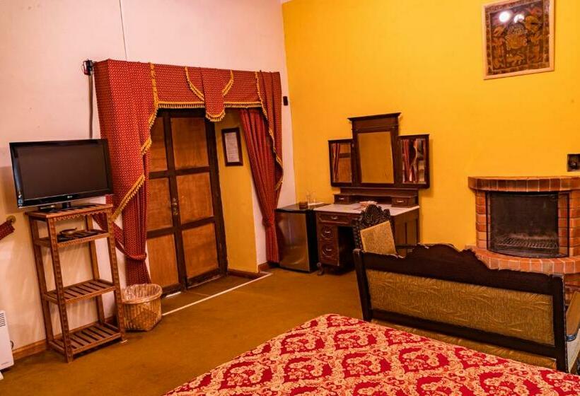 Delüks Oda, Marqueses