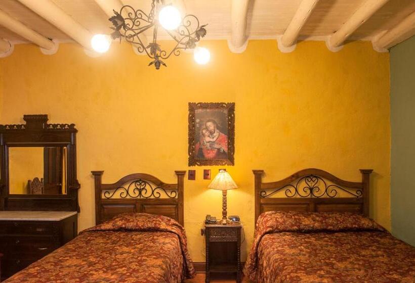 Standart Oda, Marqueses