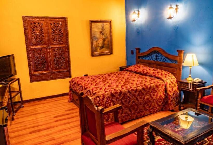 Delüks Oda, Marqueses