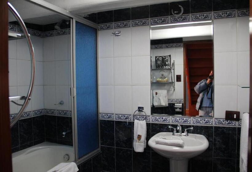 Delüks Oda, Marqueses