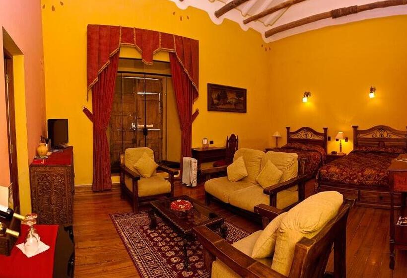 Delüks Oda, Marqueses