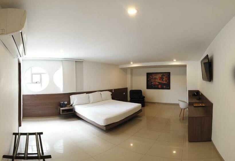 Люкс, Mio Boutique