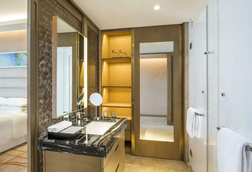 Номер Премиум, Sheraton Qingdao West Coast