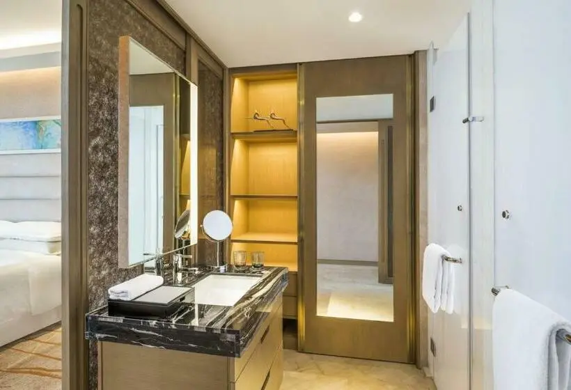 Premium-huone, Sheraton Qingdao West Coast