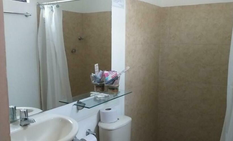 اتاق استاندارد یک نفره, San Fermin Pereira