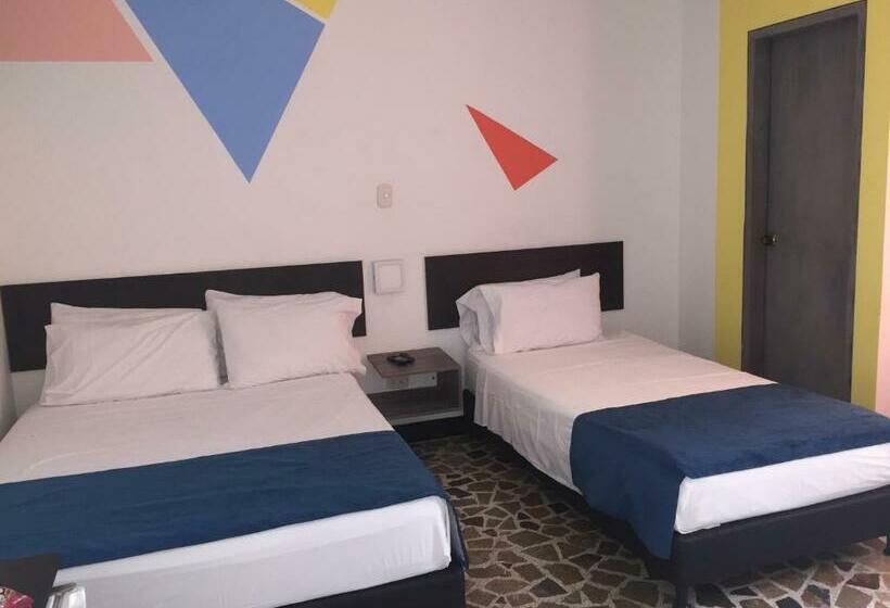 اتاق استاندارد, San Fermin Pereira