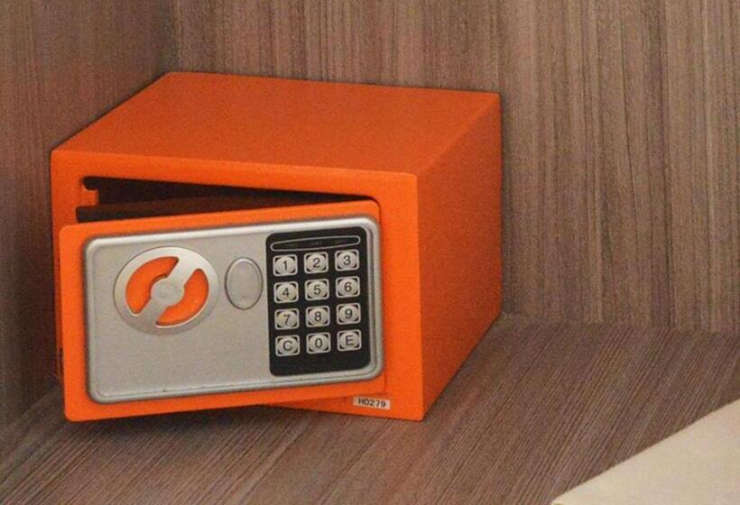 اتاق استاندارد, San Fermin Pereira